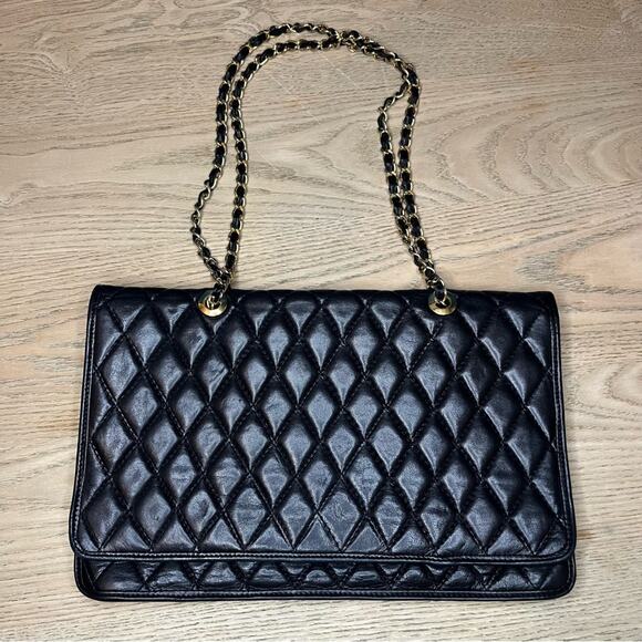 Vintage Jeunesse Quilted Black Leather Purse Clutch Gold Chain Strap